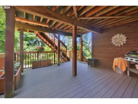 151 Spencers Crest Drive Eugene OR 97405