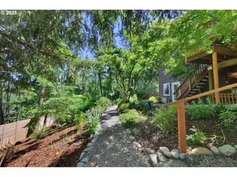 151 Spencers Crest Drive Eugene OR 97405