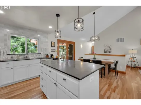 151 Spencers Crest Drive Eugene OR 97405