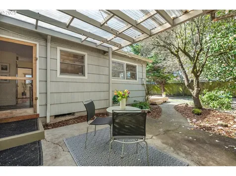 6037 N Denver Avenue Portland OR 97217