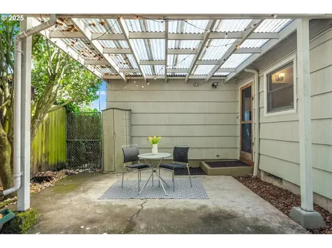 6037 N Denver Avenue Portland OR 97217