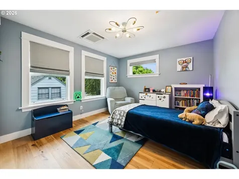5227 SE 43rd Avenue Portland OR 97206