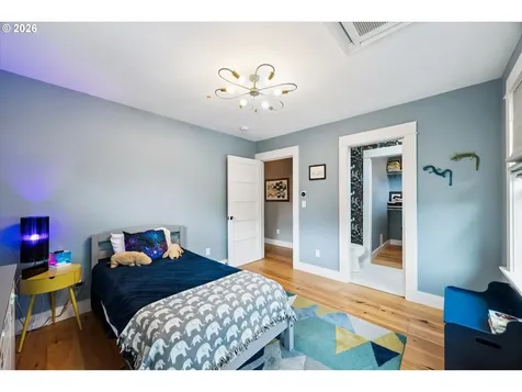 5227 SE 43rd Avenue Portland OR 97206