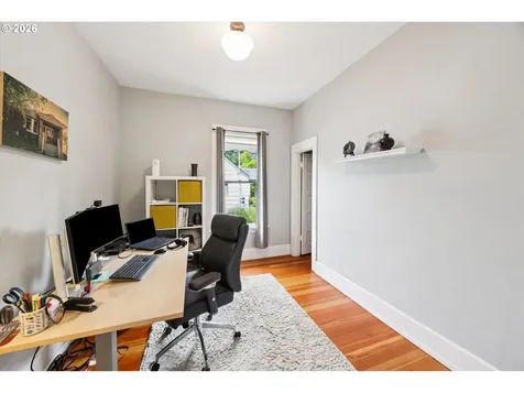 5227 SE 43rd Avenue Portland OR 97206