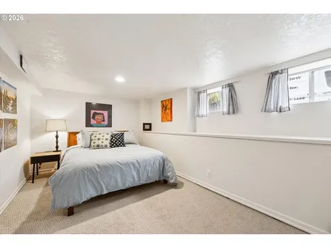5227 SE 43rd Avenue Portland OR 97206