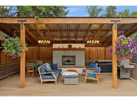 5227 SE 43rd Avenue Portland OR 97206