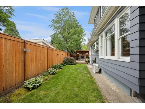 5227 SE 43rd Avenue Portland OR 97206