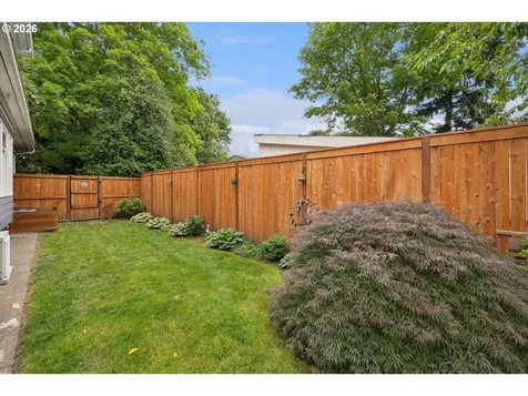 5227 SE 43rd Avenue Portland OR 97206