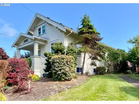 563 Niagara Avenue Astoria OR 97103
