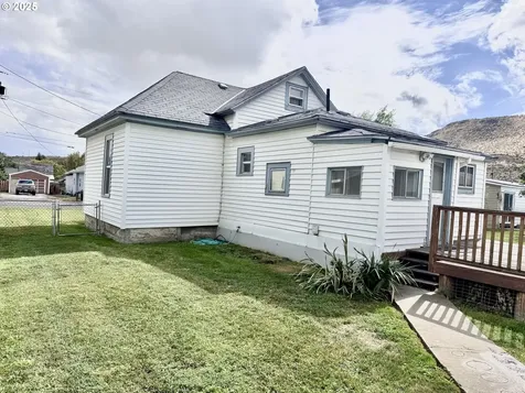 1845 Cherry Street Baker City OR 97814