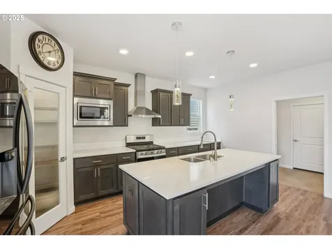 16712 NE 95th Street Vancouver WA 98682