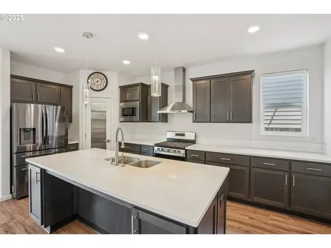 16712 NE 95th Street Vancouver WA 98682