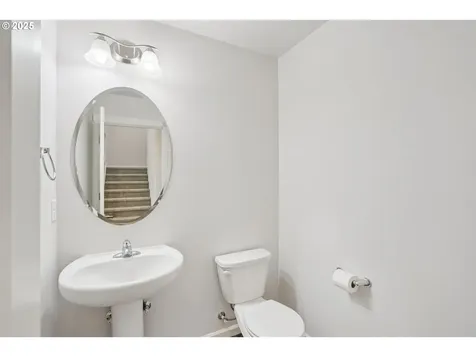 16712 NE 95th Street Vancouver WA 98682