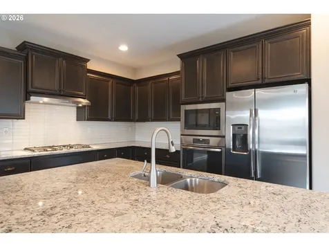 3822 SE Willamette Avenue Hillsboro OR 97123