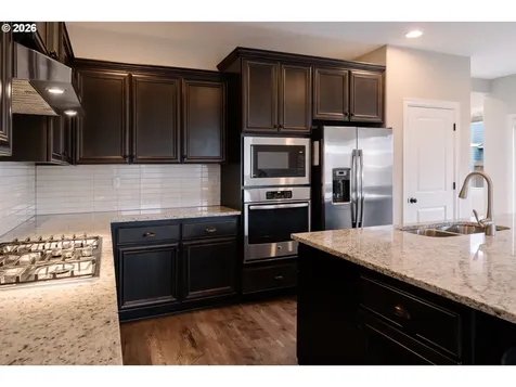 3822 SE Willamette Avenue Hillsboro OR 97123