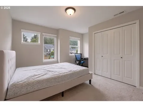 3822 SE Willamette Avenue Hillsboro OR 97123