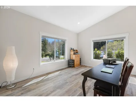 1527 N Louisiana Avenue Vernonia OR 97064