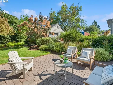 366 SE 44th Avenue Portland OR 97215