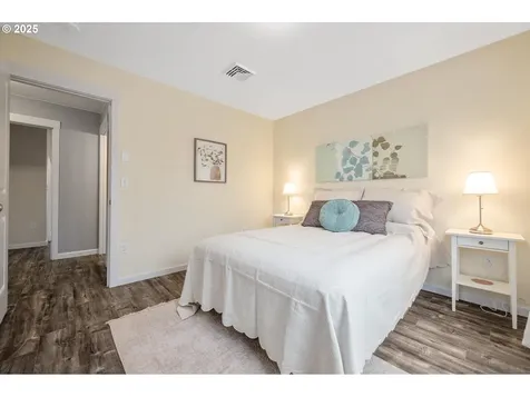 8259 N Johnswood Drive Portland OR 97203