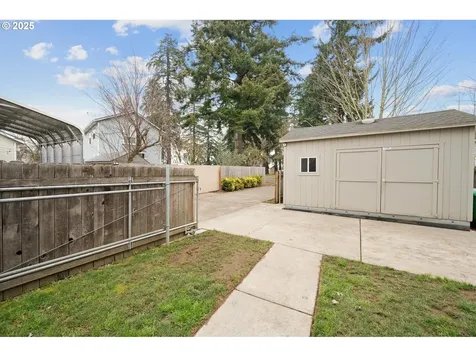 8259 N Johnswood Drive Portland OR 97203