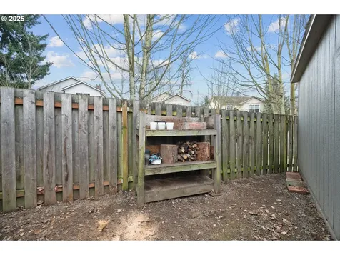 8259 N Johnswood Drive Portland OR 97203