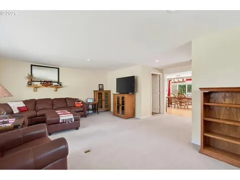 33892 Shamrock Lane Scappoose OR 97056