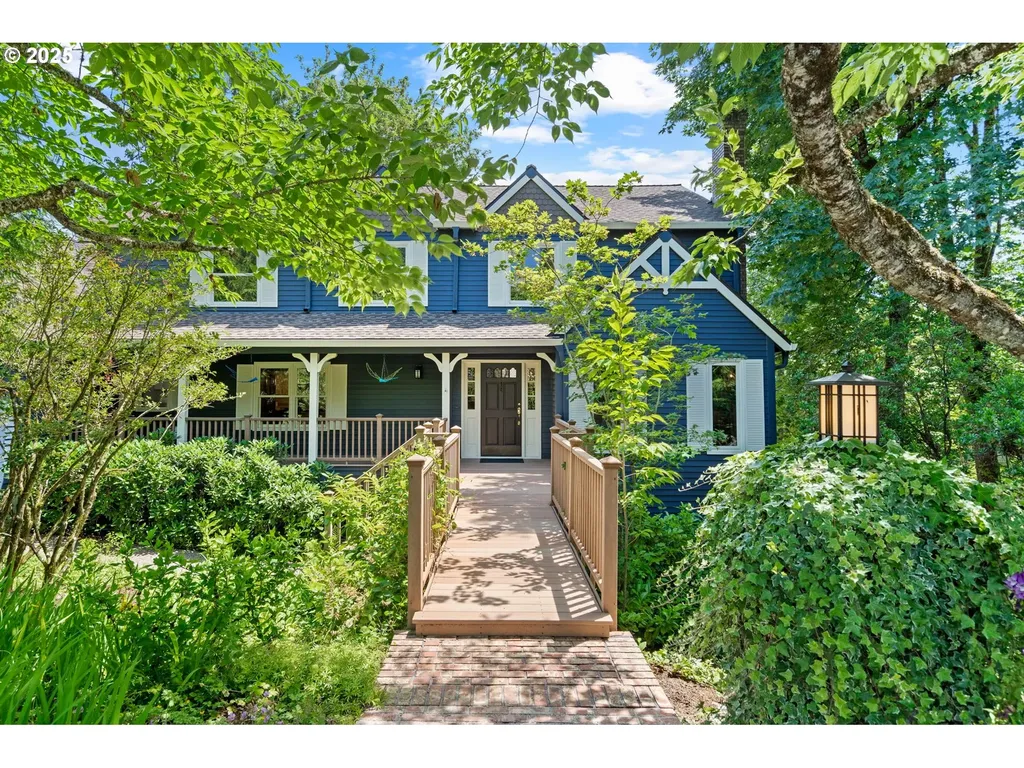 10670 NW La Cassel Crest Lane Portland OR 97229