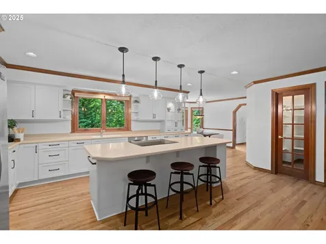 10670 NW La Cassel Crest Lane Portland OR 97229