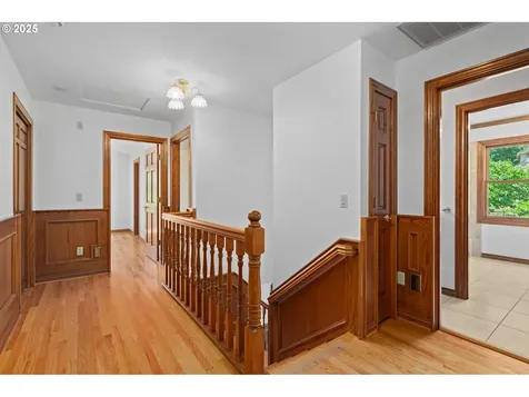 10670 NW La Cassel Crest Lane Portland OR 97229