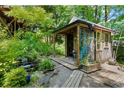 10670 NW La Cassel Crest Lane Portland OR 97229
