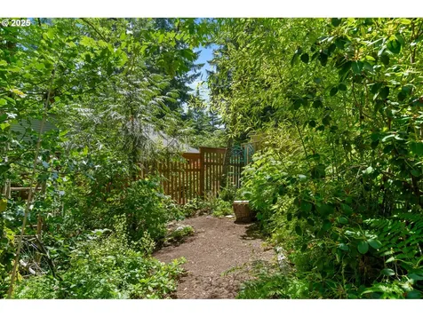 10670 NW La Cassel Crest Lane Portland OR 97229