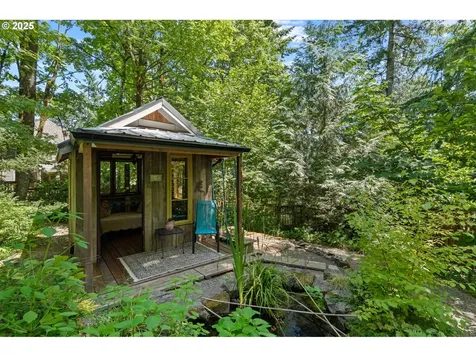10670 NW La Cassel Crest Lane Portland OR 97229