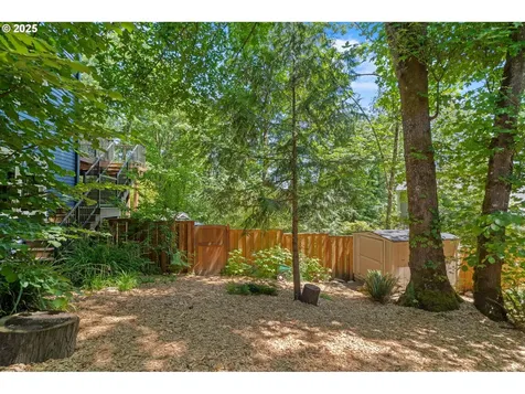 10670 NW La Cassel Crest Lane Portland OR 97229