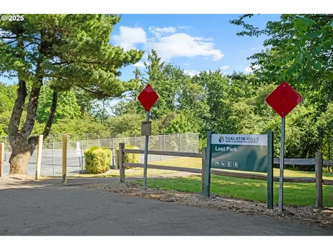10670 NW La Cassel Crest Lane Portland OR 97229