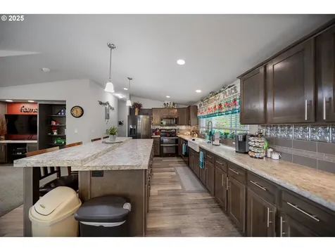 90807 N Bank Lane Coquille OR 97423
