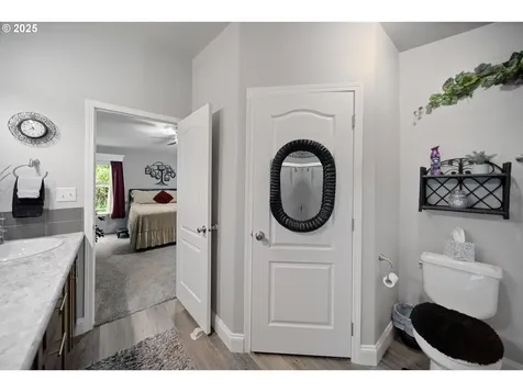 90807 N Bank Lane Coquille OR 97423