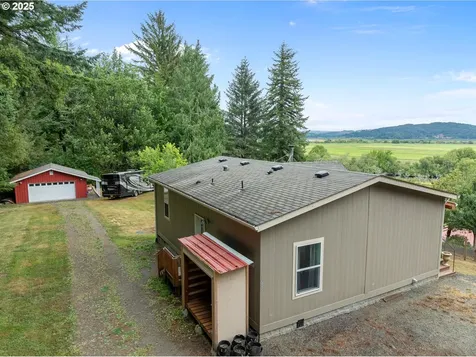 90807 N Bank Lane Coquille OR 97423