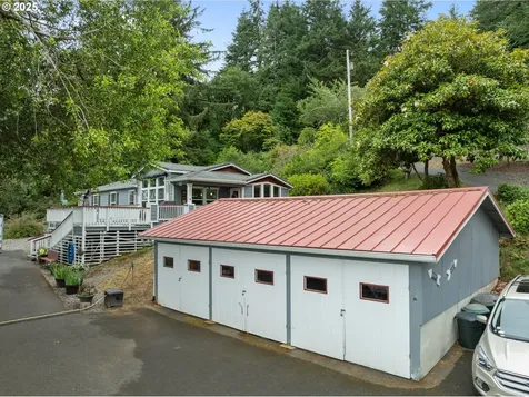 90807 N Bank Lane Coquille OR 97423