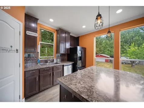 90807 N Bank Lane Coquille OR 97423