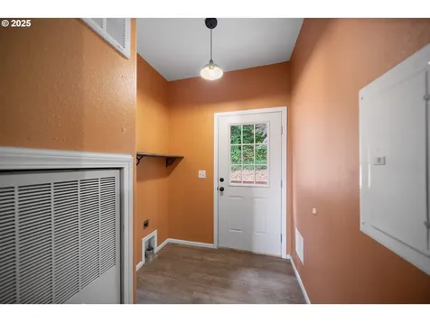 90807 N Bank Lane Coquille OR 97423