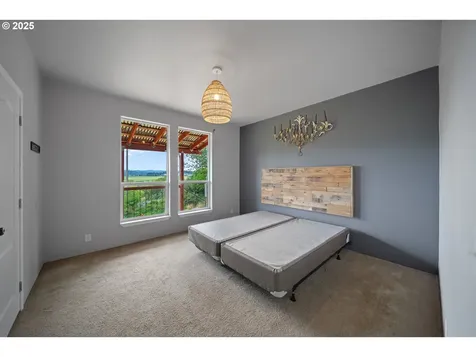90807 N Bank Lane Coquille OR 97423