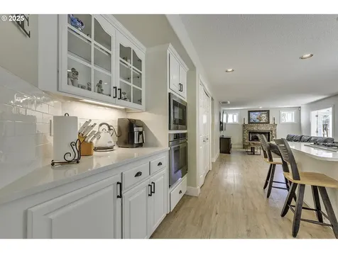 2878 NE Aurora Drive Hillsboro OR 97124