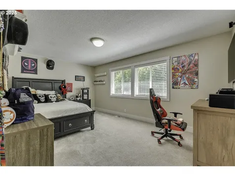 2878 NE Aurora Drive Hillsboro OR 97124