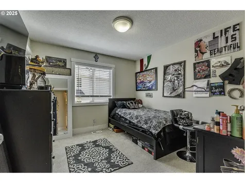 2878 NE Aurora Drive Hillsboro OR 97124