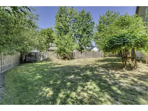 2878 NE Aurora Drive Hillsboro OR 97124