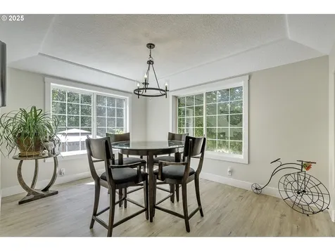 2878 NE Aurora Drive Hillsboro OR 97124