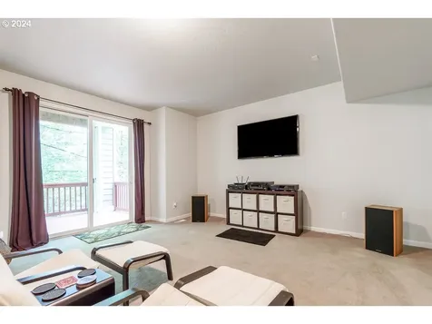 13235 SW Nahcotta Drive Portland OR 97223