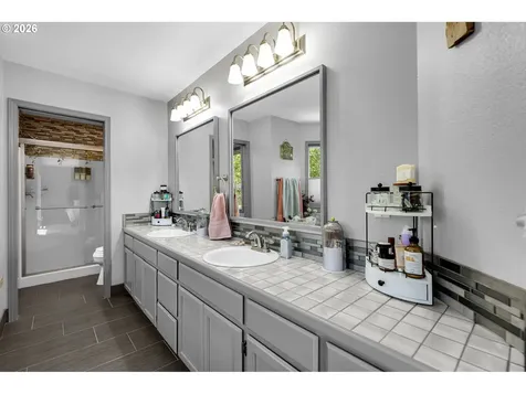 15212 NE Winsor Drive Brush Prairie WA 98606
