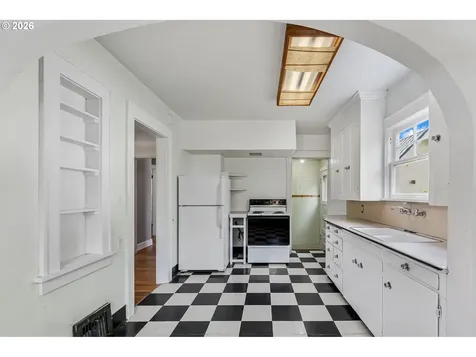 6521 SE 16th Avenue Portland OR 97202