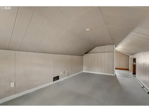 6521 SE 16th Avenue Portland OR 97202